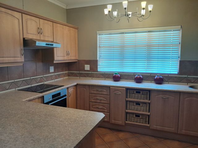 4 Bedroom Property for Sale in Albertinia Western Cape